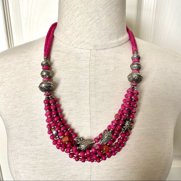 Silver tone pink beaded with carnelian 6 strand statement necklace - Picture 1 of 15